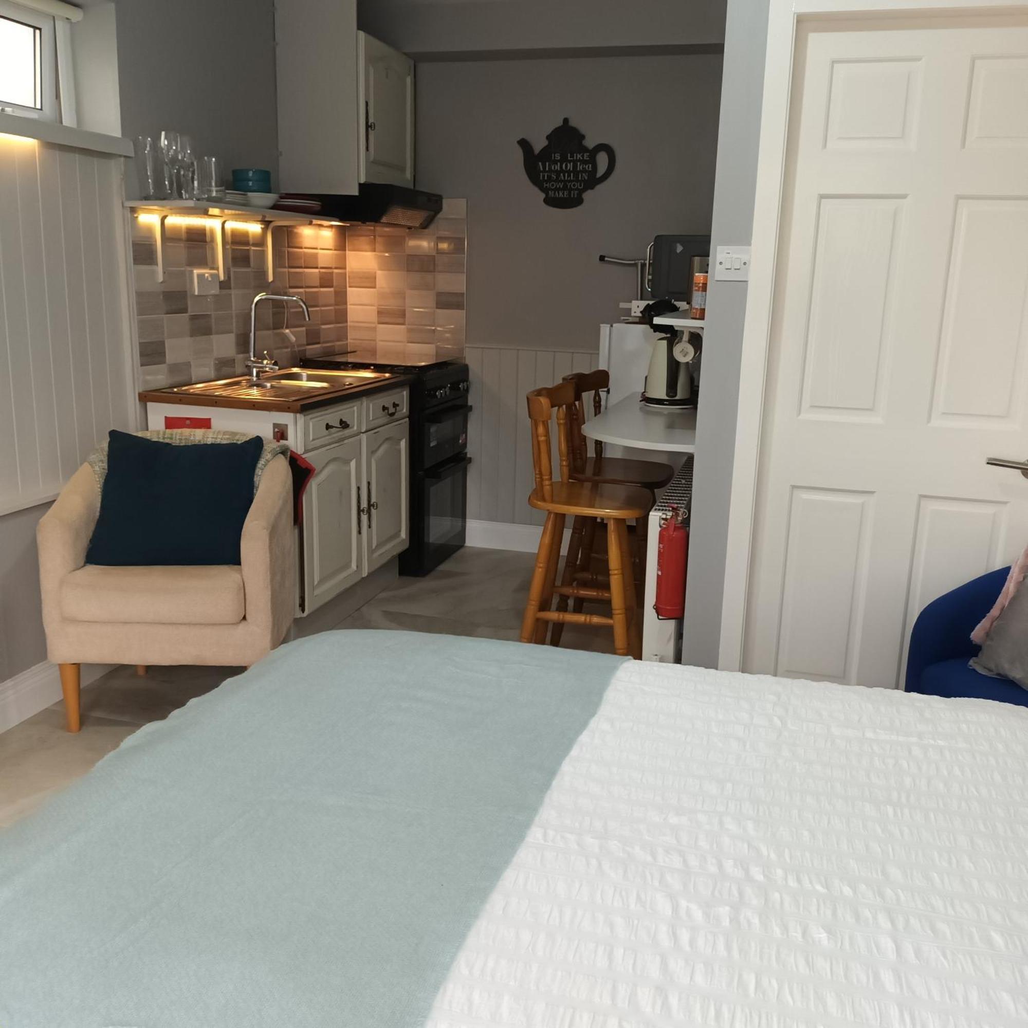 Kates Place Studio 1 Donegal Town Bagian luar foto